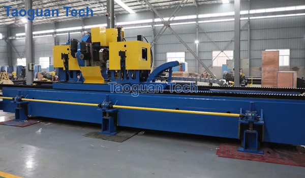 TG-165-Cold-Flying-Saw-Cutter